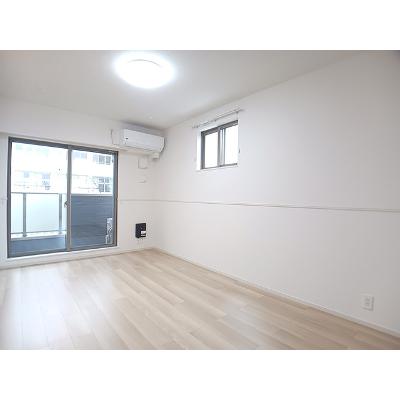 ラヴィエールⅡ 201【管理NO：1-028198602-02010】 ★家具家電は申し込み後に搬入します★の物件画像