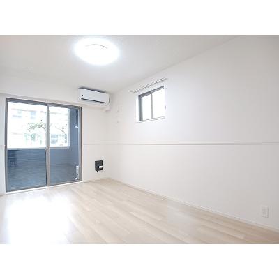 ラヴィエールⅡ 101【管理NO：1-028198602-01010】 ★家具家電は申し込み後に搬入します★の物件画像