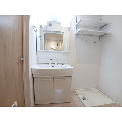 ラヴィエールⅠ 303【管理NO：1-028198601-03030】 ★家具家電は申し込み後に搬入します★の物件画像