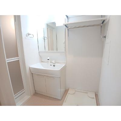 ラヴィエールⅠ 302【管理NO：1-028198601-03020】 ★家具家電は申し込み後に搬入します★の物件画像
