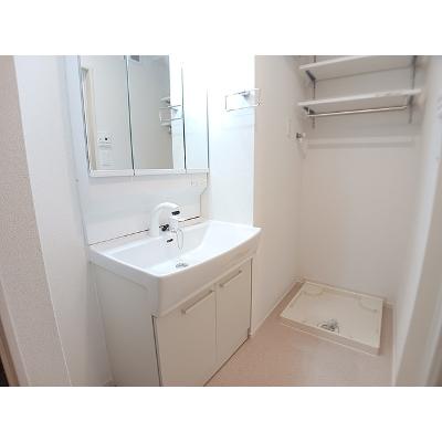 ラヴィエールⅠ 201【管理NO：1-028198601-02010】 ★家具家電は申し込み後に搬入します★の物件画像