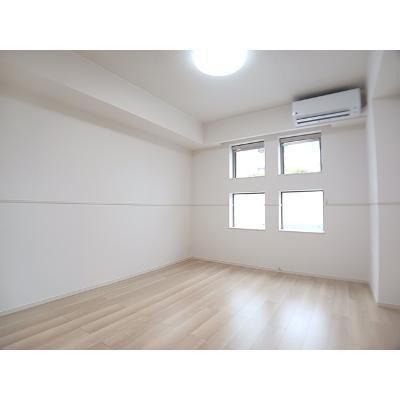 ラヴィエールⅠ 102【管理NO：1-028198601-01020】 ★家具家電は申し込み後に搬入します★の物件画像