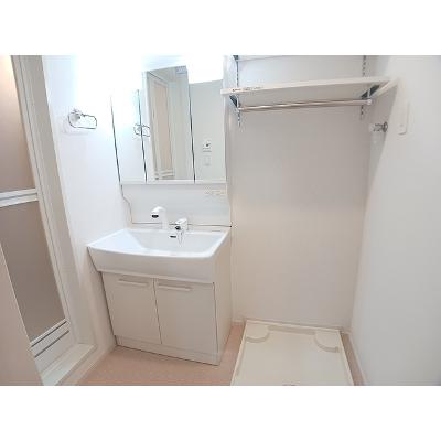ラヴィエールⅠ 102【管理NO：1-028198601-01020】 ★家具家電は申し込み後に搬入します★の物件画像