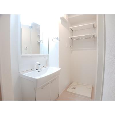 ラヴィエールⅠ 101【管理NO：1-028198601-01010】 ★家具家電は申し込み後に搬入します★の物件画像