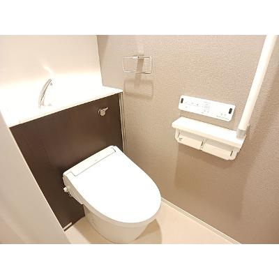 サンシャイン中曽司 204【管理NO：1-027926001-02040】 ★家具家電は申し込み後に搬入します★の物件画像