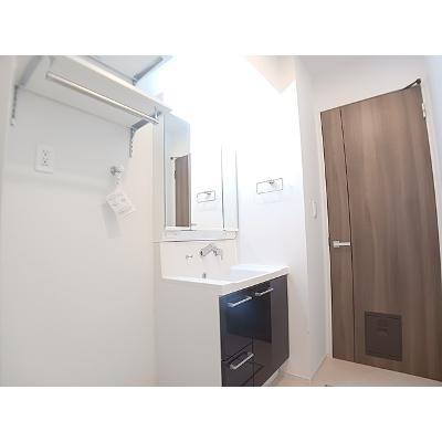 サンシャイン中曽司 204【管理NO：1-027926001-02040】 ★家具家電は申し込み後に搬入します★の物件画像