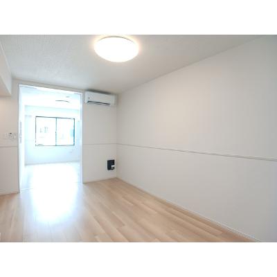 サンシャイン中曽司 102【管理NO：1-027926001-01020】 ★家具家電は申し込み後に搬入します★の物件画像