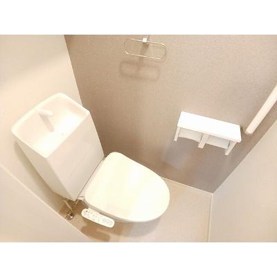 エヴァ　グリーン　ヴィラⅡ 101【管理NO：1-027704802-01010】 ★家具家電は申し込み後に搬入しますの物件画像