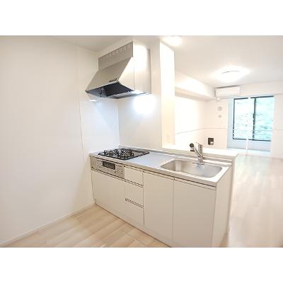 シルエーラ　セットＢ 102【管理NO：1-027392002-01020】 ★家具家電は申し込み後に搬入しますの物件画像