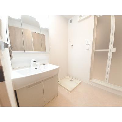 リヴ・シン・シックス 106【管理NO：1-027103001-01050】 ★家具家電は申し込み後に搬入しますの物件画像