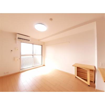 フェリス 601【管理NO：1-017901201-06010】 ★家具家電は申し込み後に搬入しますの物件画像