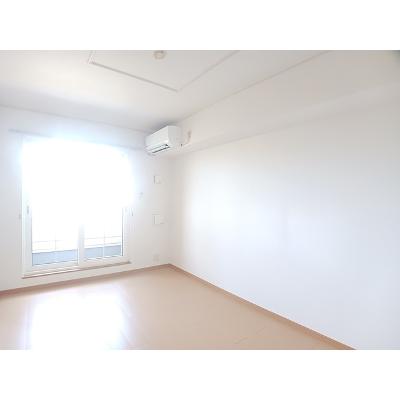 フラワーパーク 201【管理NO：1-014539701-02010】 ★家具家電は申し込み後に搬入します 2026年08月上旬入居可能の物件画像