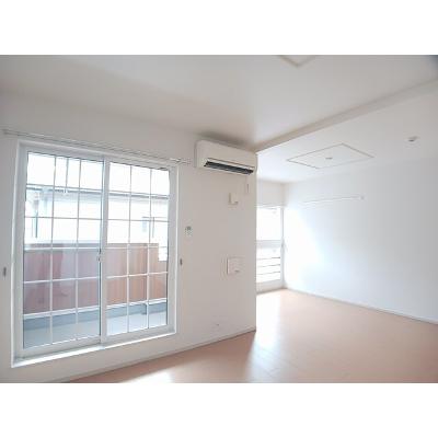 ラウンド・ハピネス 202【管理NO：1-018015801-02020】 ★家具家電は申し込み後に搬入します 2026年08月上旬入居可能の物件画像