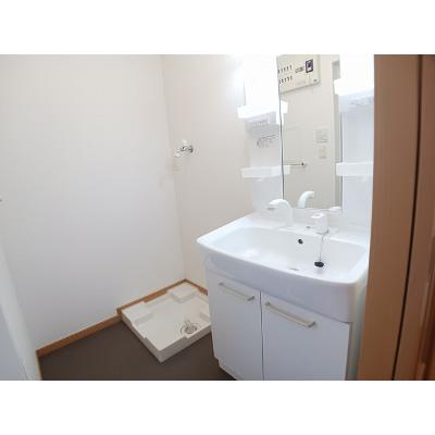 ルミエール鴻之台 201【管理NO：1-015339801-02010】 ★家具家電は申し込み後に搬入しますの物件画像
