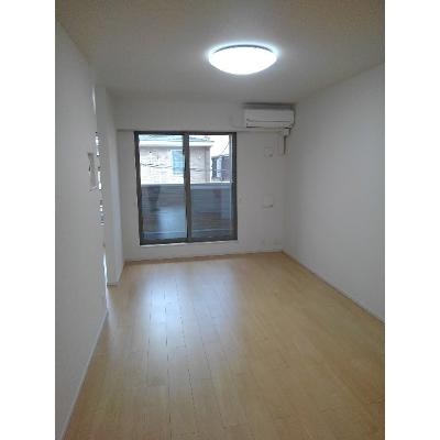 パークメゾン　ＷＥＳＴ 201【管理NO：1-023362701-02010】 ★家具家電は申し込み後に搬入します 2026年07月中旬入居可能の物件画像