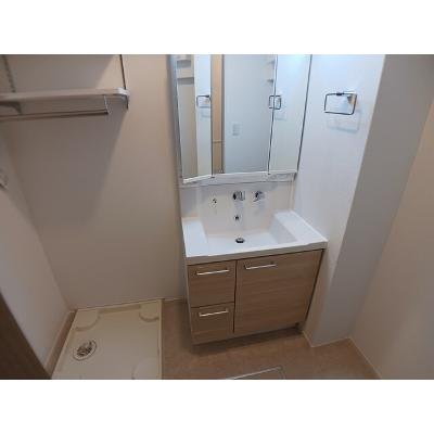 ベル　ファミーレ 105【管理NO：1-028359401-01040】 ★家具家電は申し込み後に搬入します★の物件画像