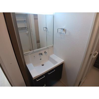 ラ・ヴィータ　南門真Ⅲ 102【管理NO：1-028123201-01020】 ★家具家電は申し込み後に搬入しますの物件画像
