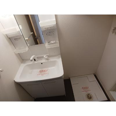 ＳＨＡＬＯＭ 103【管理NO：1-020371301-01030】 ★家具家電は申し込み後に搬入しますの物件画像