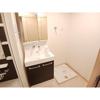エテルノ・フィオーレ・プレミア 205【管理NO：1-018057001-02040】 ★家具家電は申し込み後に搬入しますの物件画像