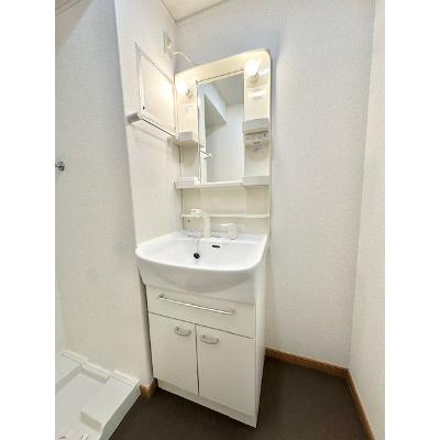プリマヴェーラ 205【管理NO：1-014282601-02040】 ★家具家電は申し込み後に搬入しますの物件画像