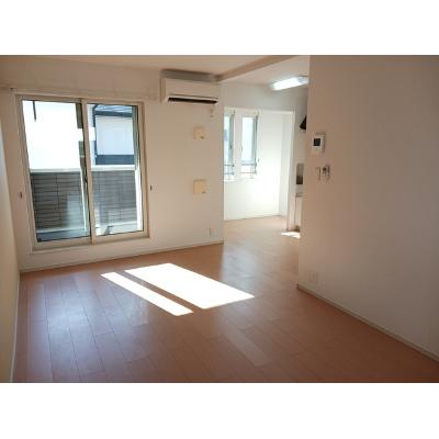 イリーデ摂津 205【管理NO：1-019585801-02040】 ★家具家電は申し込み後に搬入しますの物件画像