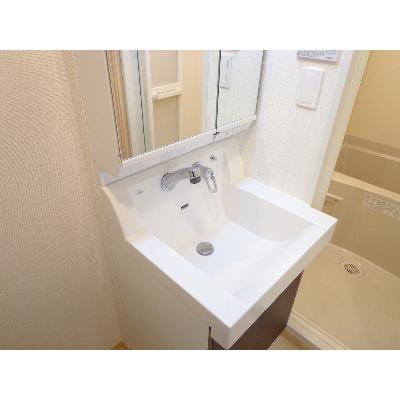 鶴野リバーサイドテラス 102【管理NO：1-018534901-01020】 ★家具家電は申し込み後に搬入します 2026年07月上旬入居可能の物件画像