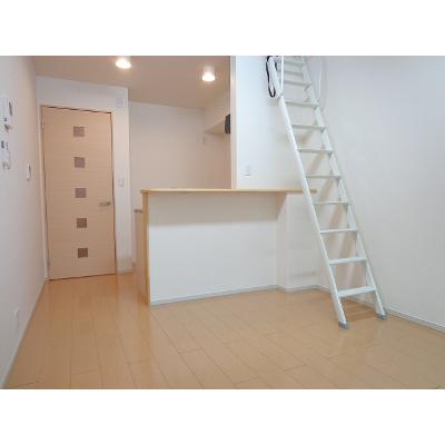 エスペランサ 201【管理NO：1-018155901-02010】 ★家具家電は申し込み後に搬入しますの物件画像