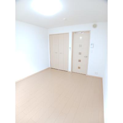 エントフェ 202【管理NO：1-016698701-02020】 ★家具家電は申し込み後に搬入します★の物件画像