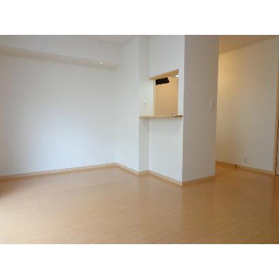フリーデ千里丘 101【管理NO：1-015610401-01010】 ★家具家電は申し込み後に搬入します 2026年08月上旬入居可能の物件画像