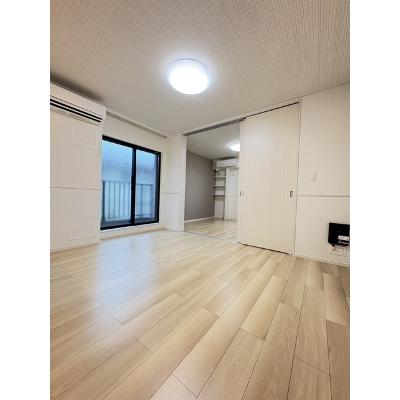 フィオーレカーサ 201【管理NO：1-028697201-02010】 ★家具家電は申し込み後に搬入します★ ★2026年09月下旬入居可能★の物件画像