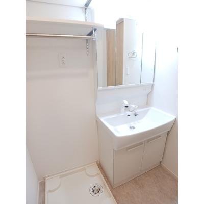 Ｌｅ・Ｃａｄｒｅ 202【管理NO：1-026237201-02020】 ★家具家電は申し込み後に搬入します★の物件画像