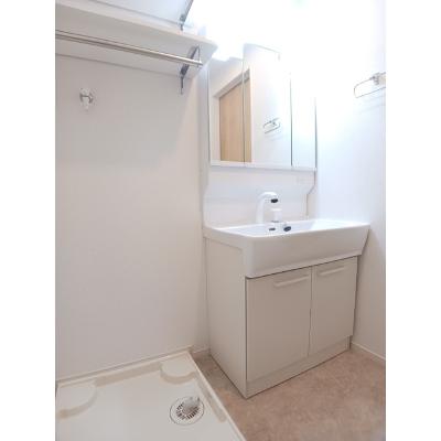 Ｌｅ・Ｃａｄｒｅ 103【管理NO：1-026237201-01030】 ★家具家電は申し込み後に搬入します★の物件画像