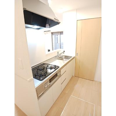 カーサ　イン　ピエトラ　ロッサ 103【管理NO：1-025441401-01030】 ★家具家電は申し込み後に搬入しますの物件画像