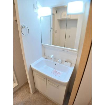 カーサ　イン　ピエトラ　ロッサ 103【管理NO：1-025441401-01030】 ★家具家電は申し込み後に搬入しますの物件画像
