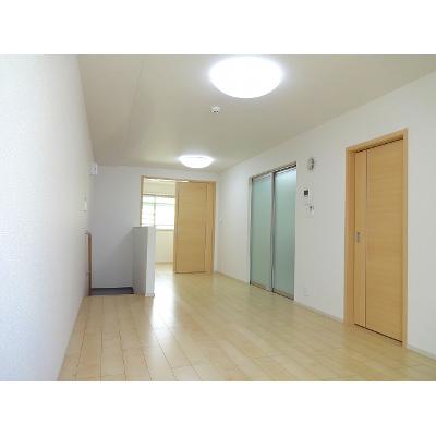 Ｌａ　Ｌｕｃｅ 406【管理NO：1-018506001-04050】 ★家具家電は申し込み後に搬入しますの物件画像