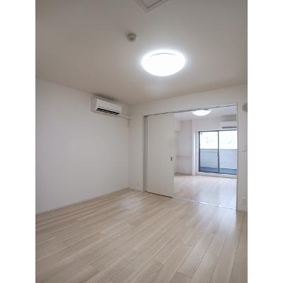 Ｇ－ＳＱＵＡＲＥ 302【管理NO：1-025619901-03020】 ★家具家電は申し込み後に搬入しますの物件画像