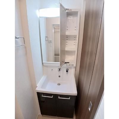 Ｇ－ＳＱＵＡＲＥ 302【管理NO：1-025619901-03020】 ★家具家電は申し込み後に搬入しますの物件画像