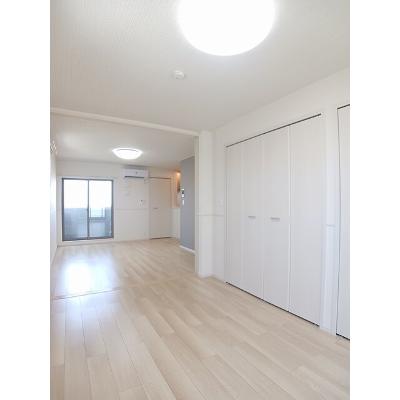 パルテール八尾 202【管理NO：1-026727501-02020】 ★家具家電は申し込み後に搬入しますの物件画像
