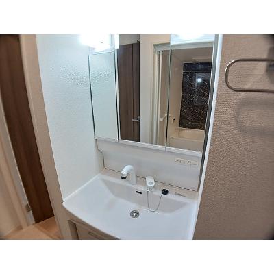 グラン・オーブ 205【管理NO：1-028423701-02040】 ★家具家電は申し込み後に搬入します★の物件画像