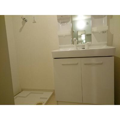 ラフレシール 201【管理NO：1-019225701-02010】 ★家具家電は申し込み後に搬入します★ ★2026年08月中旬入居可能★の物件画像