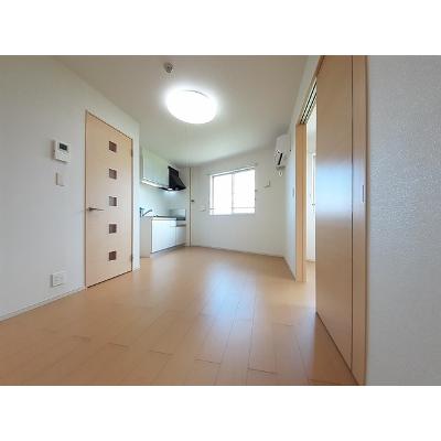 ダイアナ　ヴィレッジ 205【管理NO：1-017813601-02040】 ★家具家電は申し込み後に搬入します★の物件画像