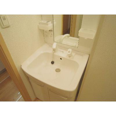 ビッグ　ウエスト 112【管理NO：1-015548201-01100】 ★家具家電は申し込み後に搬入します 2026年07月中旬入居可能の物件画像