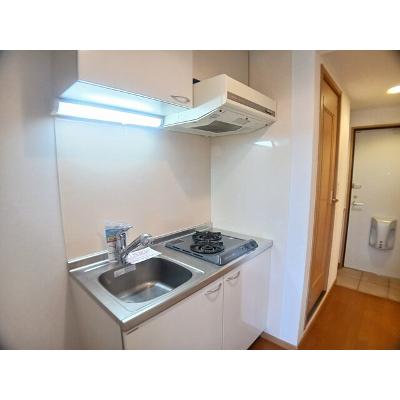タカンド 303【管理NO：1-014472801-03030】 ★家具家電は申し込み後に搬入しますの物件画像