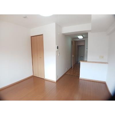 アウローラ冨士 103【管理NO：1-014260901-01030】 ★家具家電は申し込み後に搬入します★の物件画像