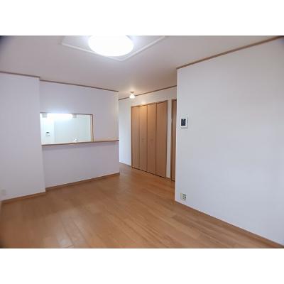 シェーネ　エレガンシア 103【管理NO：1-013267701-01030】 ★家具家電は申し込み後に搬入しますの物件画像