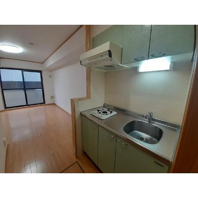 鈴蘭ハイツ 103【管理NO：1-012971201-01030】 ★家具家電は申し込み後に搬入しますの物件画像
