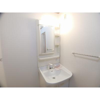 ミシュカーン 102【管理NO：1-011870501-01020】 ★家具家電は申し込み後に搬入しますの物件画像