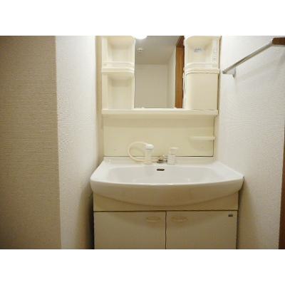ラルジュウエスト 105【管理NO：1-007934801-01040】 ★家具家電は申し込み後に搬入しますの物件画像