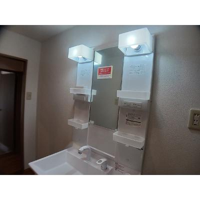 カサボニータ 303【管理NO：1-004942301-03030】 ★家具家電は申し込み後に搬入します★の物件画像