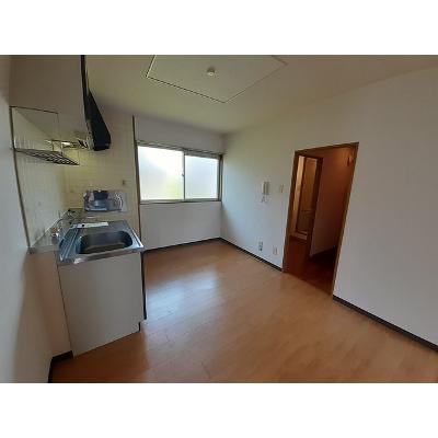 シルバーヴェリー金剛 201【管理NO：1-004133501-02010】 ★家具家電は申し込み後に搬入しますの物件画像